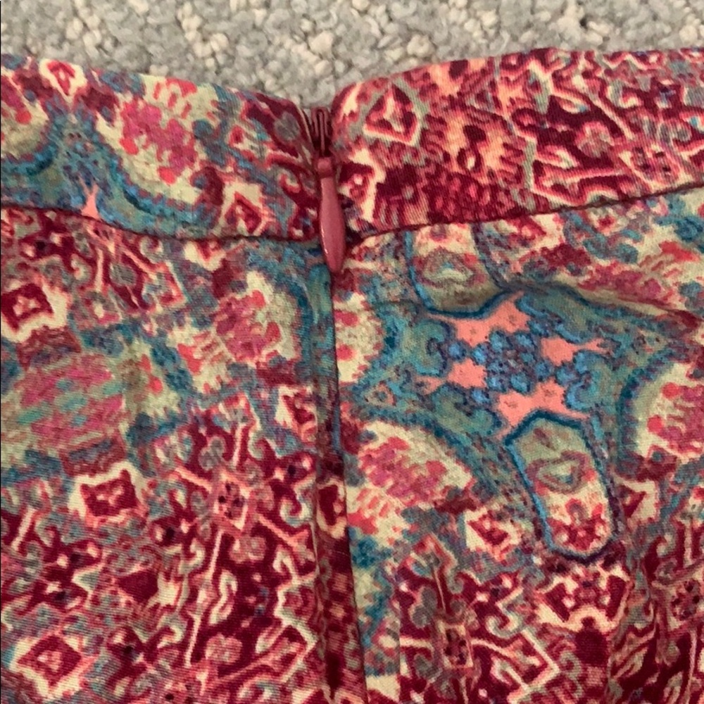 Patterned Shorts/skirt - Picture 2 of 3